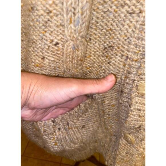 Woman’s John Molloy 100% pure new wool Vest - Large - - Picture 3 of 7